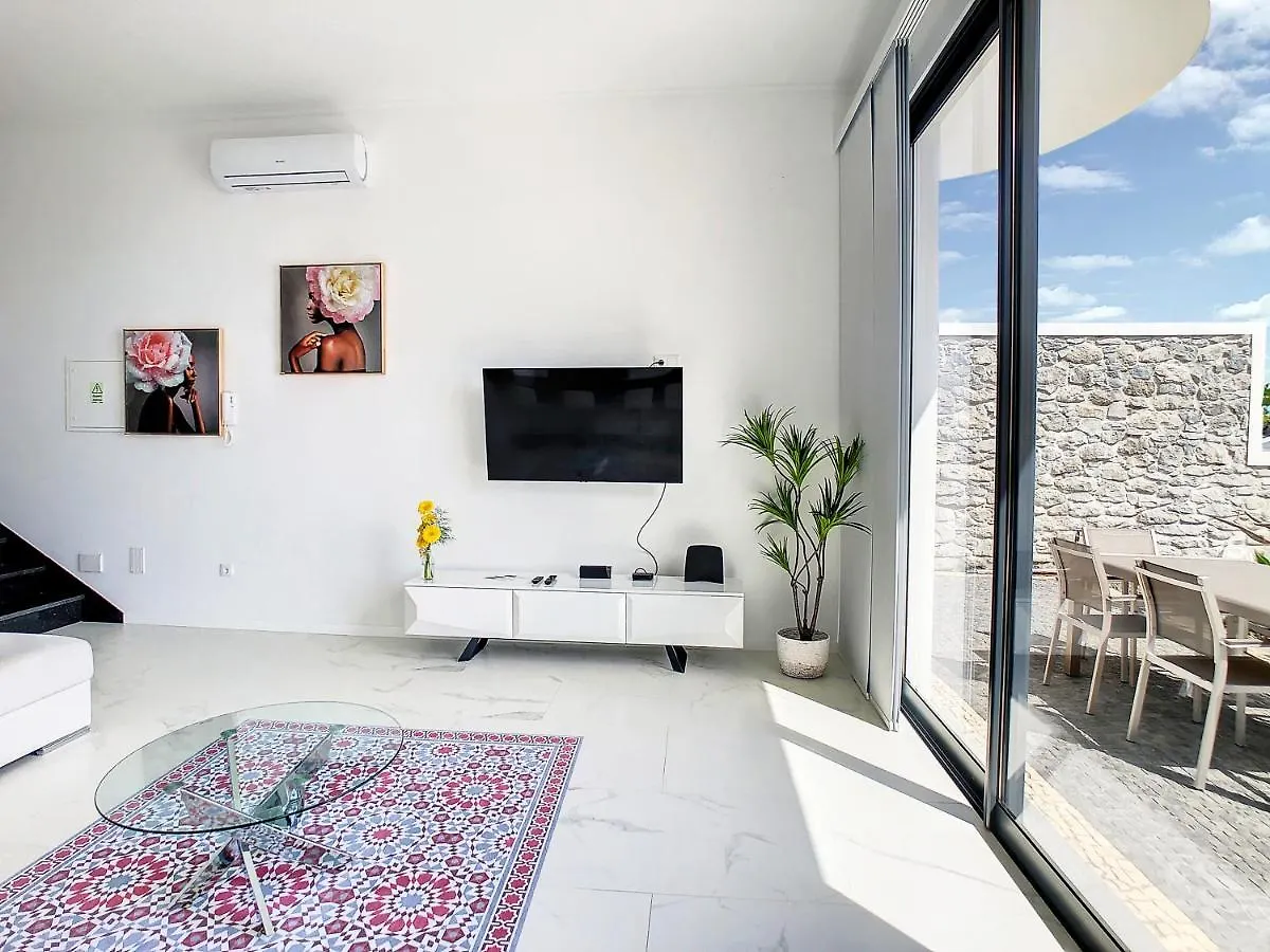 Casa Das Flores By Lovelystay Calheta  Villa Calheta (Madeira)